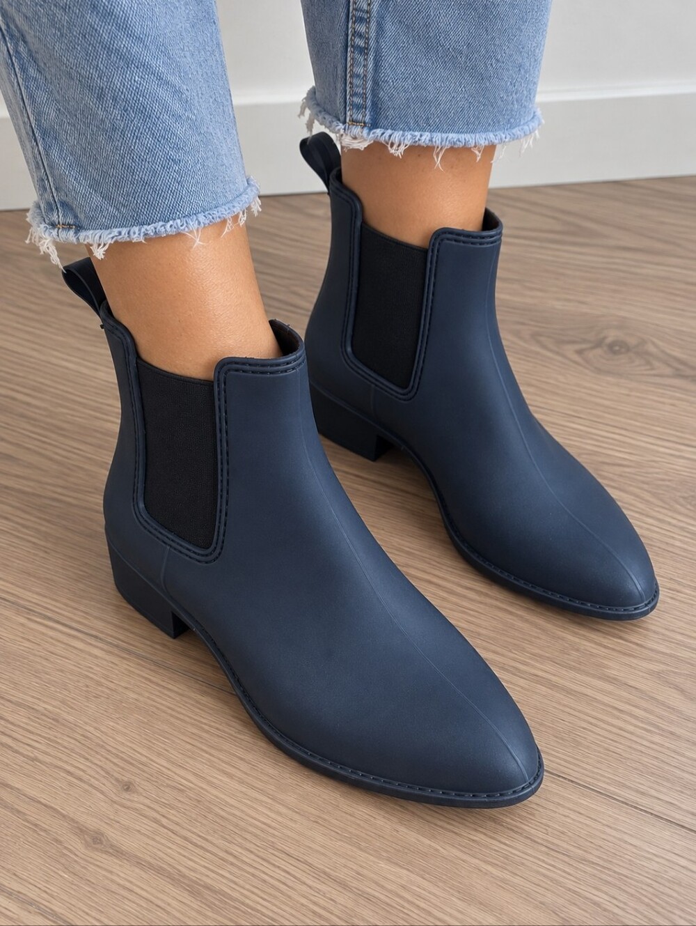 Havana Last by Jeffrey Campbell Navy Blue Chelsea Rain Boots – Size 8